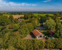 Wohnhaus und privater Pferdebereich