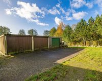 Zwei Garagen und ein Abstellraum