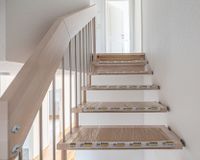 Treppe ins Obergeschoss