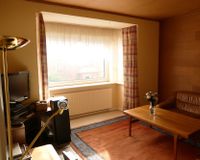 Wohnzimmer mit Erkerfenster