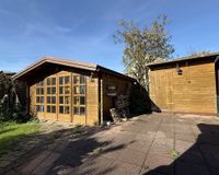 Gartenhaus und Schuppen mit zweiter Terrasse