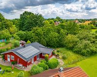 Mit Photovoltaikanlage